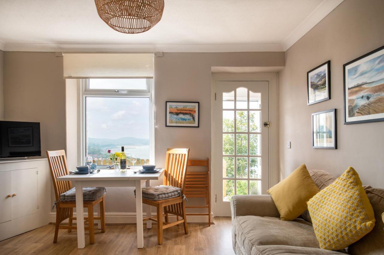 老科尔温Windy Ridge Terrace With Beautiful Sea Views, North Wales Coast别墅 外观 照片