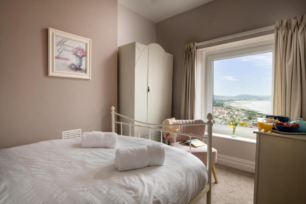 老科尔温Windy Ridge Terrace With Beautiful Sea Views, North Wales Coast别墅 外观 照片